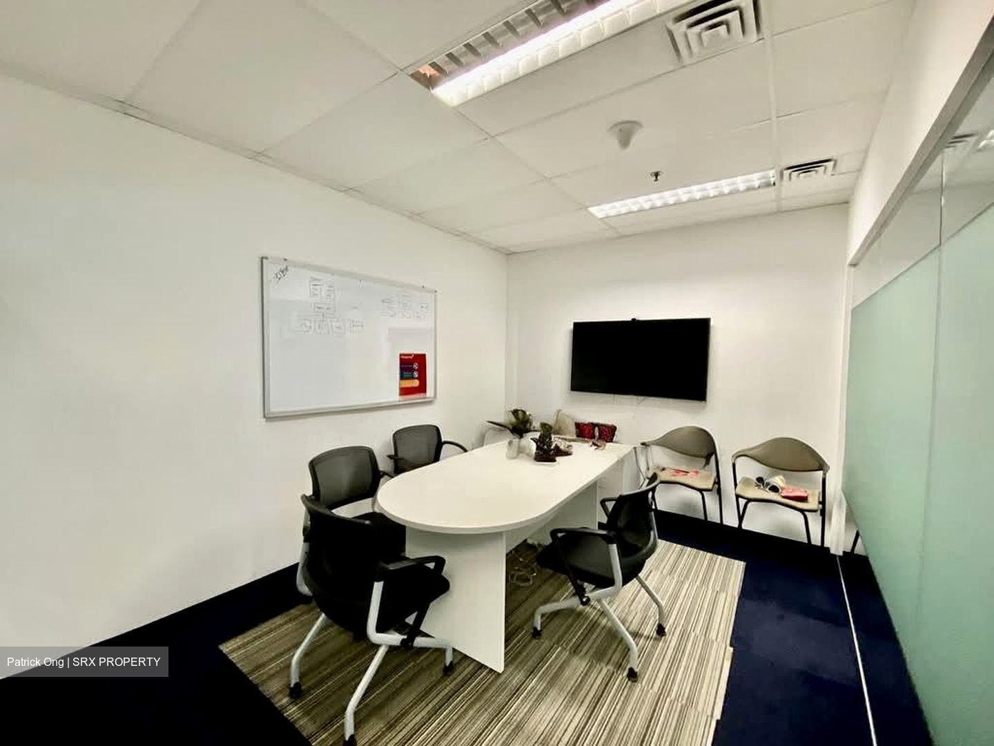 Tung Centre (D1), Office #538672881